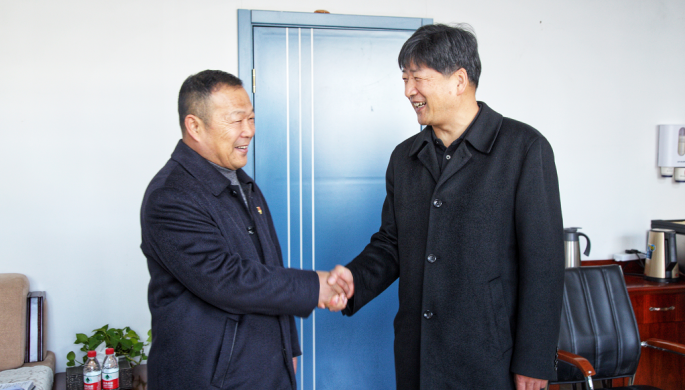 省纪委监委慰问开云·官方版在线入口纪检监察系统劳动模范