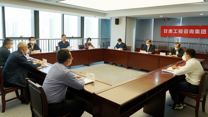 深入学习领会 扎实贯彻落实 开云·官方版在线入口认真学习宣传贯彻党的二十大精神