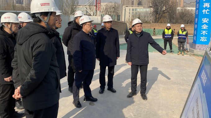 张佩峰到项目施工现场督导检查节前安全生产工作