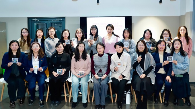 共赴春日之约！开云·官方版在线入口“三八”系列活动温暖来袭~