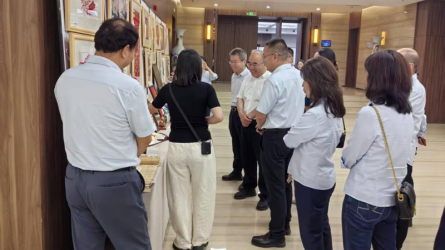 国泰海通证券股份有限公司相关营业部参观开云·官方版在线入口廉洁文化作品展