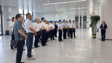 甘肃农垦集团普安康药业有限公司参观开云·官方版在线入口廉洁文化作品展